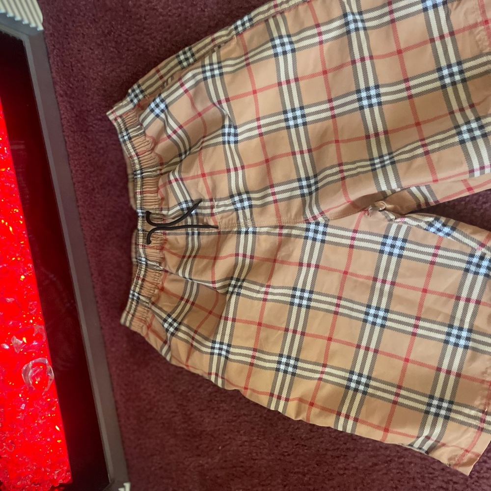 burberry bermuda shorts man used in good quality